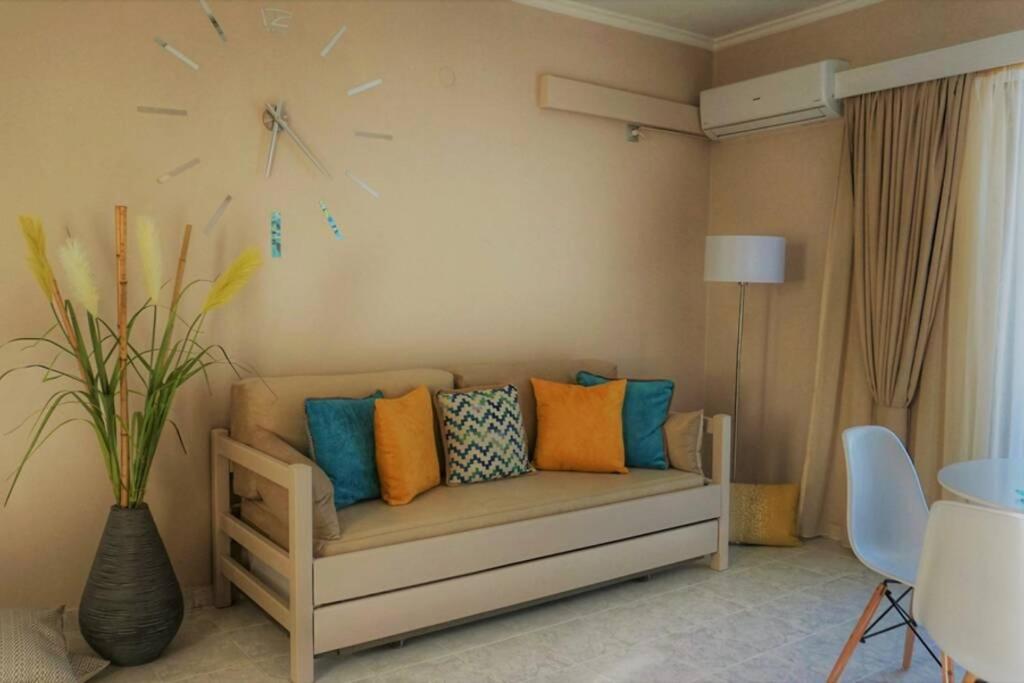 Remvi Deluxe Apartment 104 With Sea View Kárpatos Exterior foto